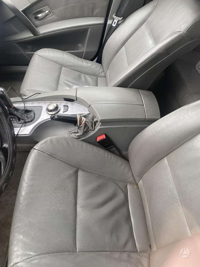 BMW 530 2004 — photo 6