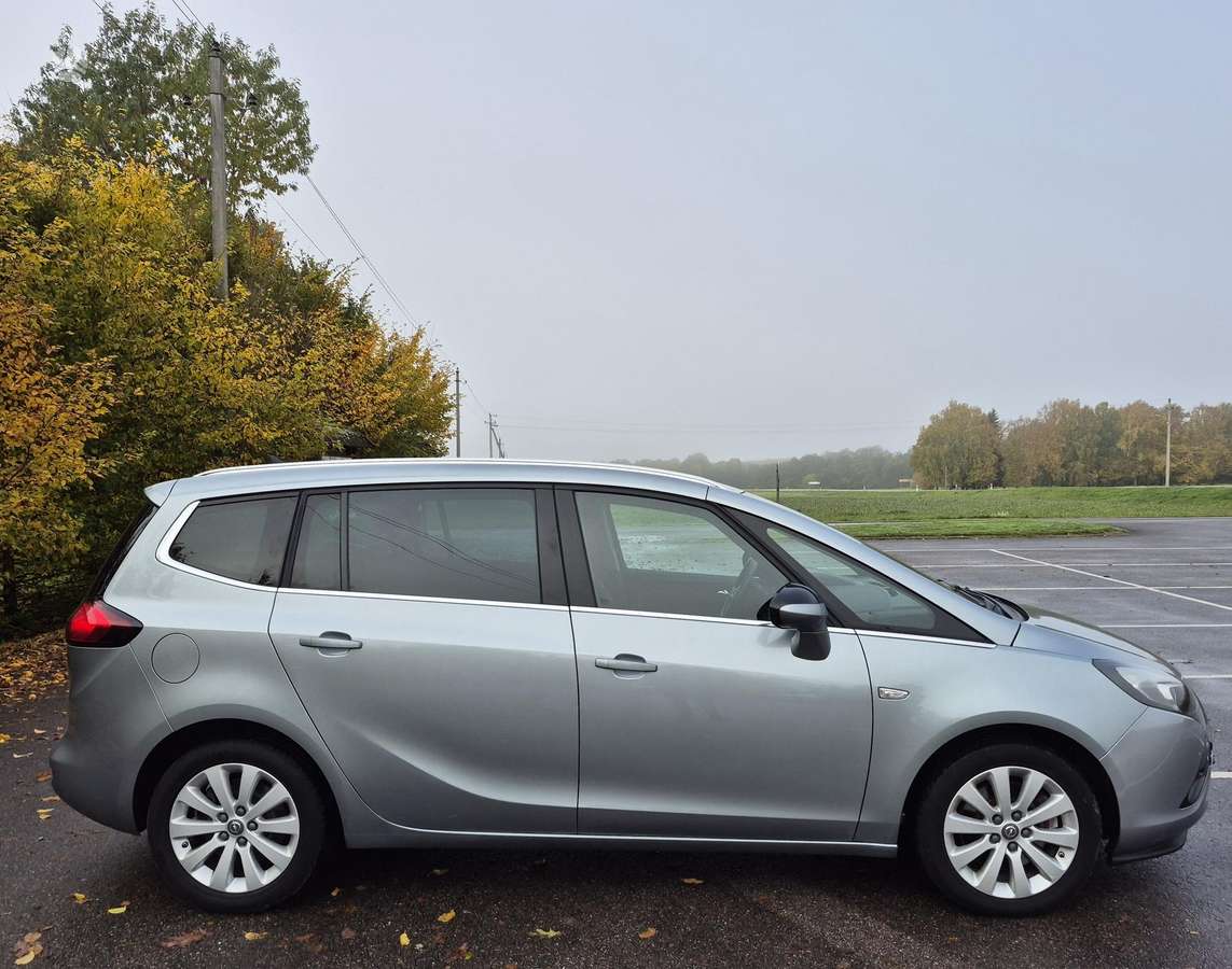 Opel Zafira 2014 — фото 6