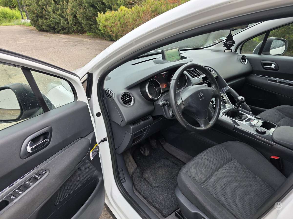 Peugeot 3008 2013 — photo 7