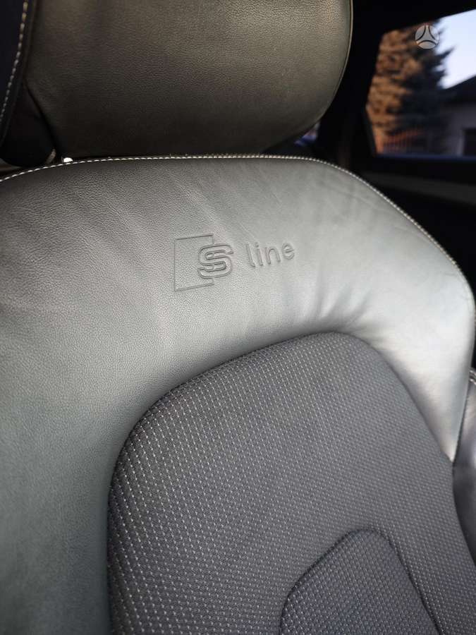 Audi A4 2010 — фото 10