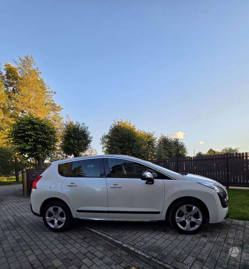 Peugeot 3008 2011 — vehicle for AFU Ukraine