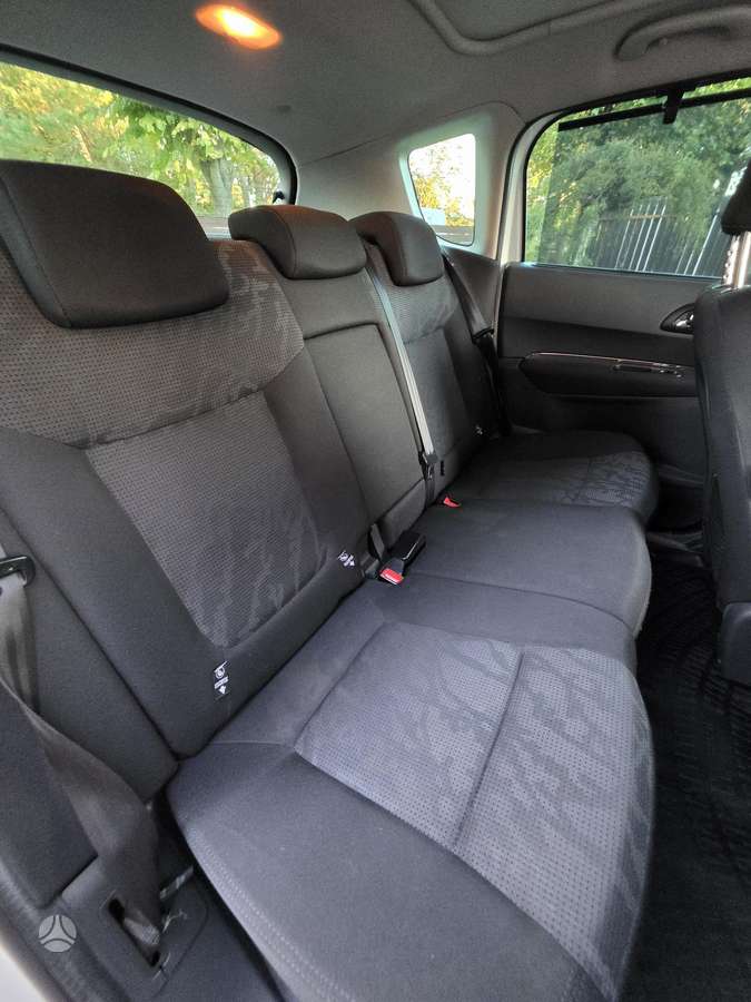 Peugeot 3008 2011 — photo 6