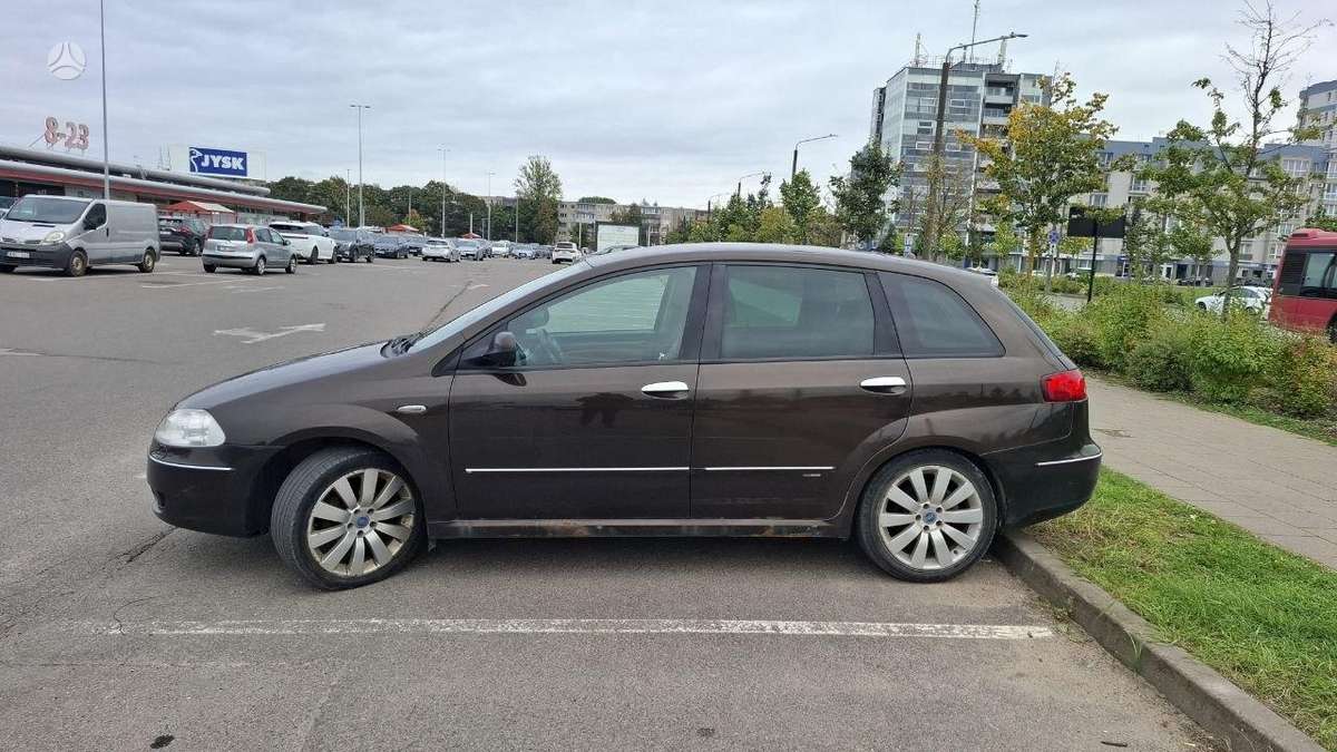 Fiat Croma 2007 — rear view