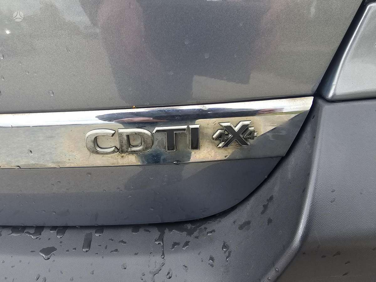 Opel Antara 2013 — photo 10