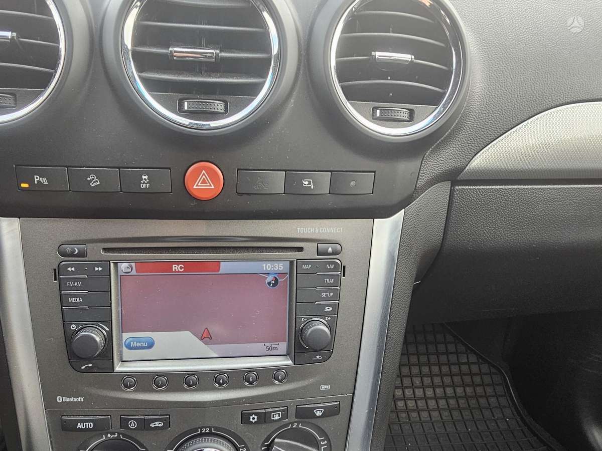 Opel Antara 2013 — photo 16