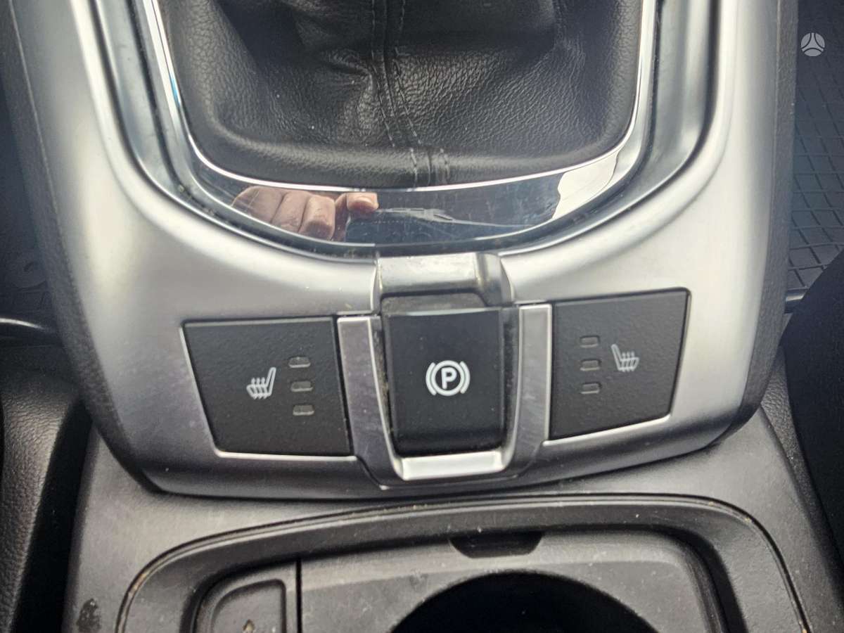 Opel Antara 2013 — photo 19