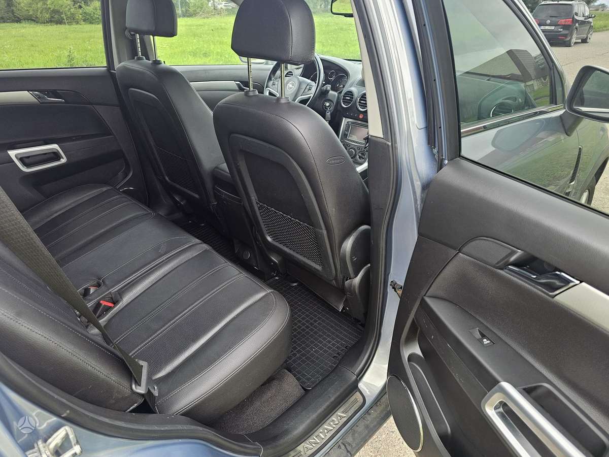Opel Antara 2013 — photo 26