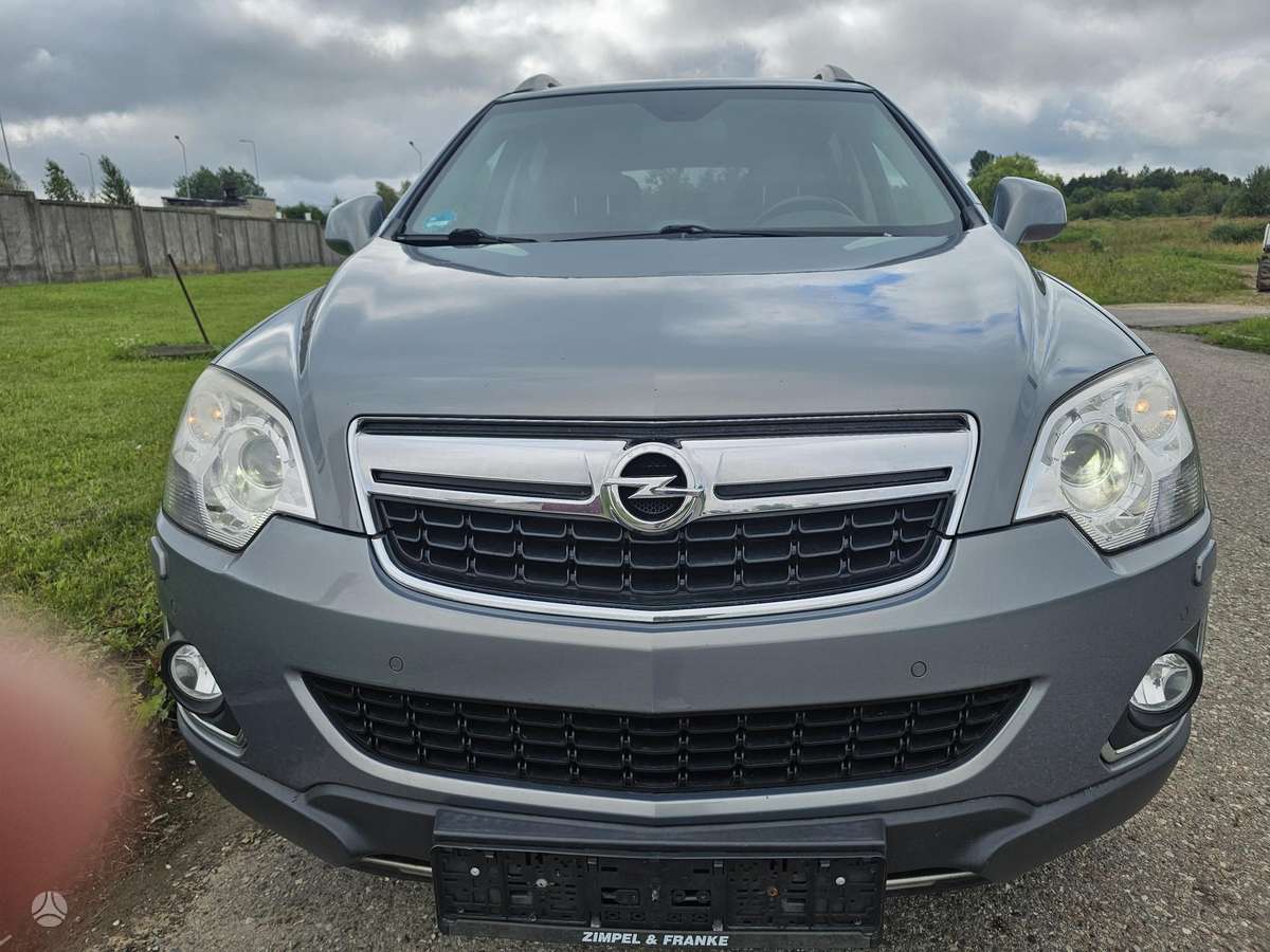 Opel Antara 2013 — interior