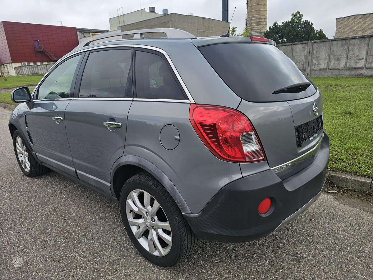 Opel Antara 2013 — photo 8