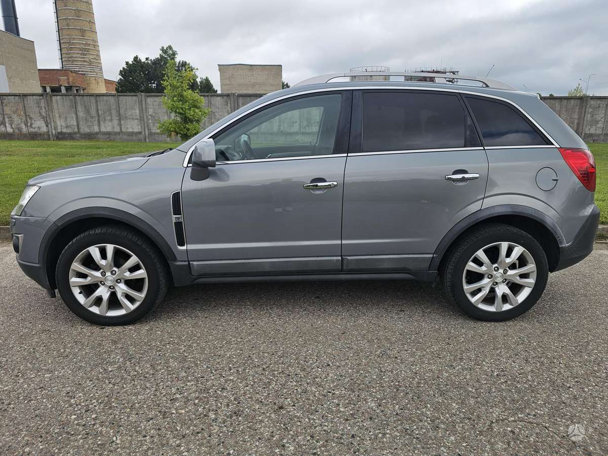 Opel Antara 2013 — photo 9