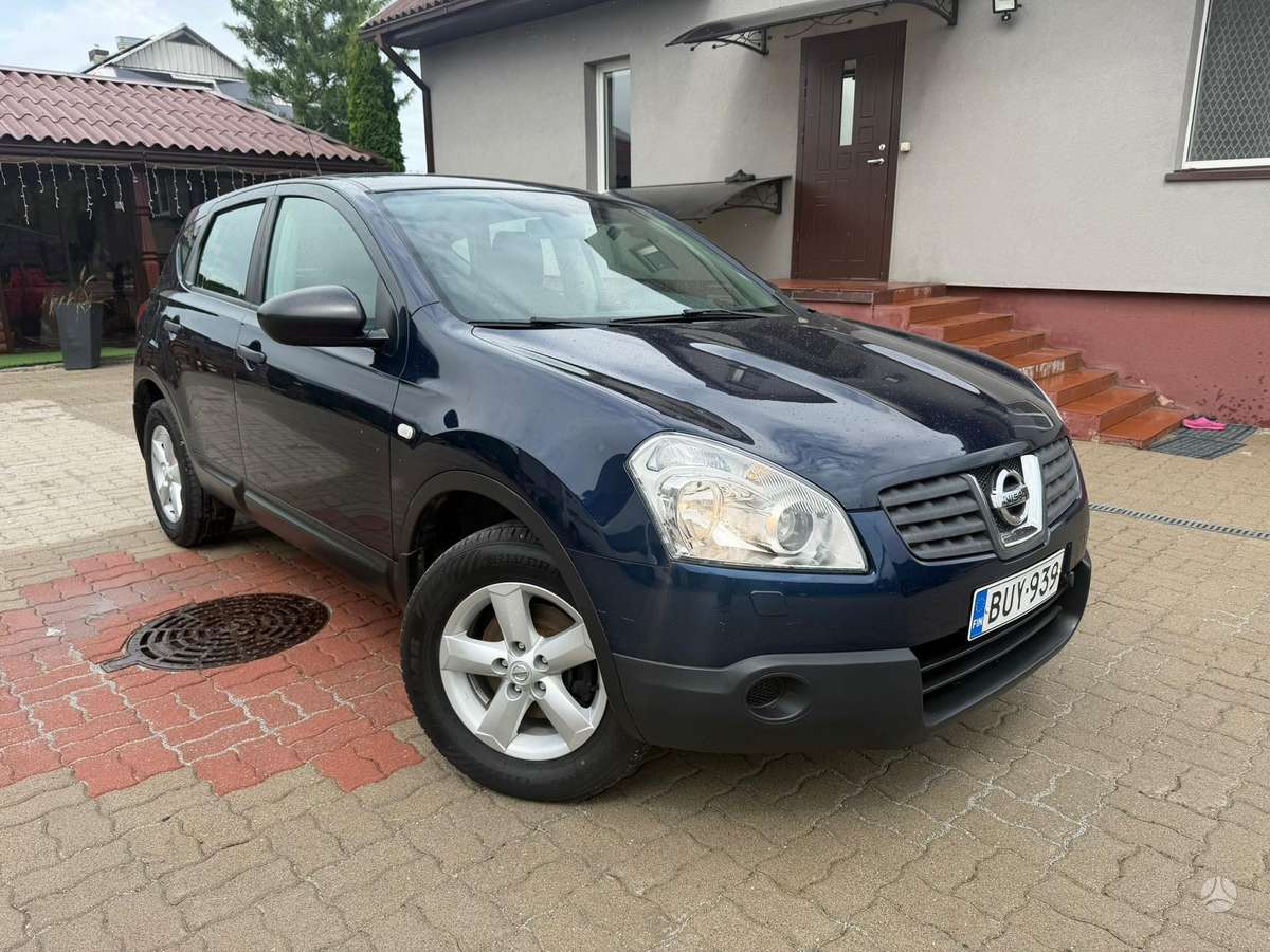 Nissan Qashqai 2009 — салон