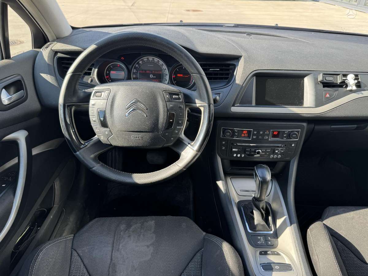 Citroen C5 2013 — photo 9