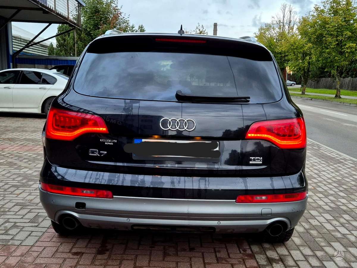 Audi Q7 2011 — photo 6