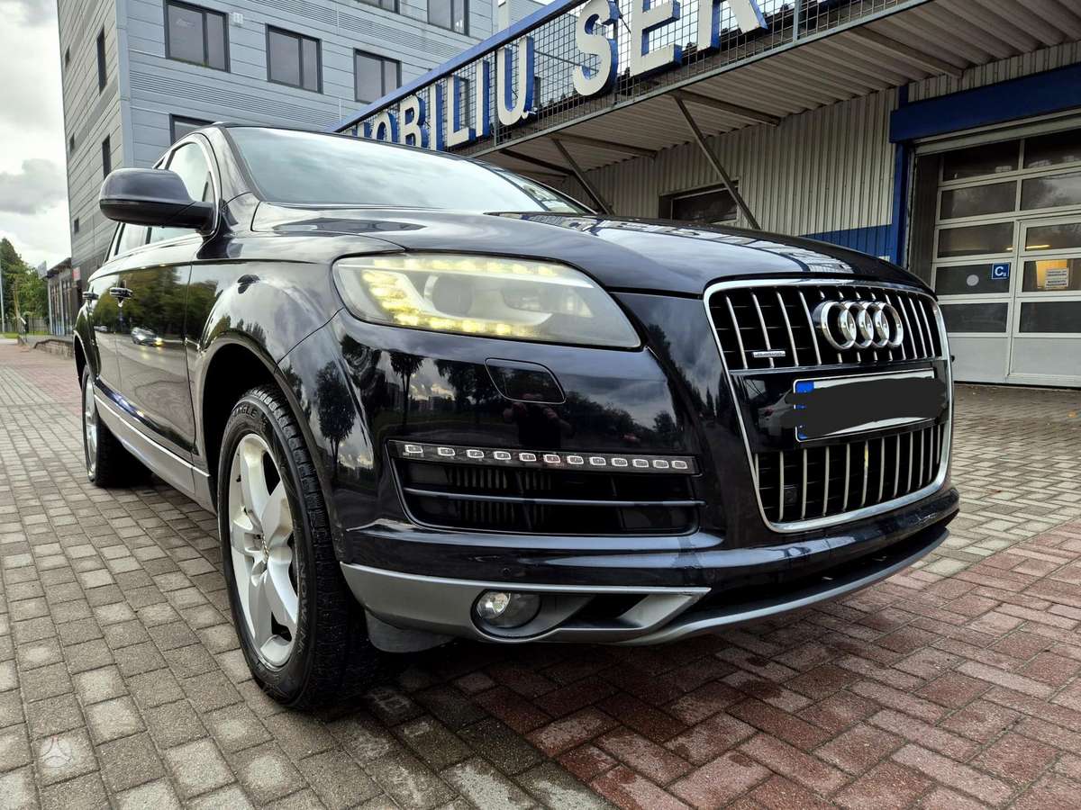 Audi Q7 2011 — photo 7