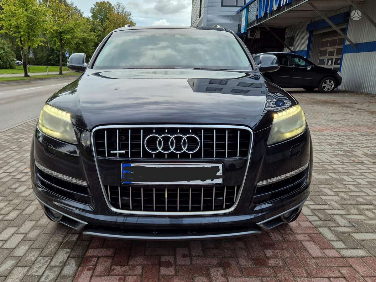 Audi Q7 2011 — photo 9