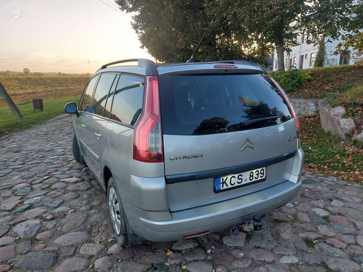 Citroen Grand 2009 — двигун 1997 cm³, 136 HP (100kW)