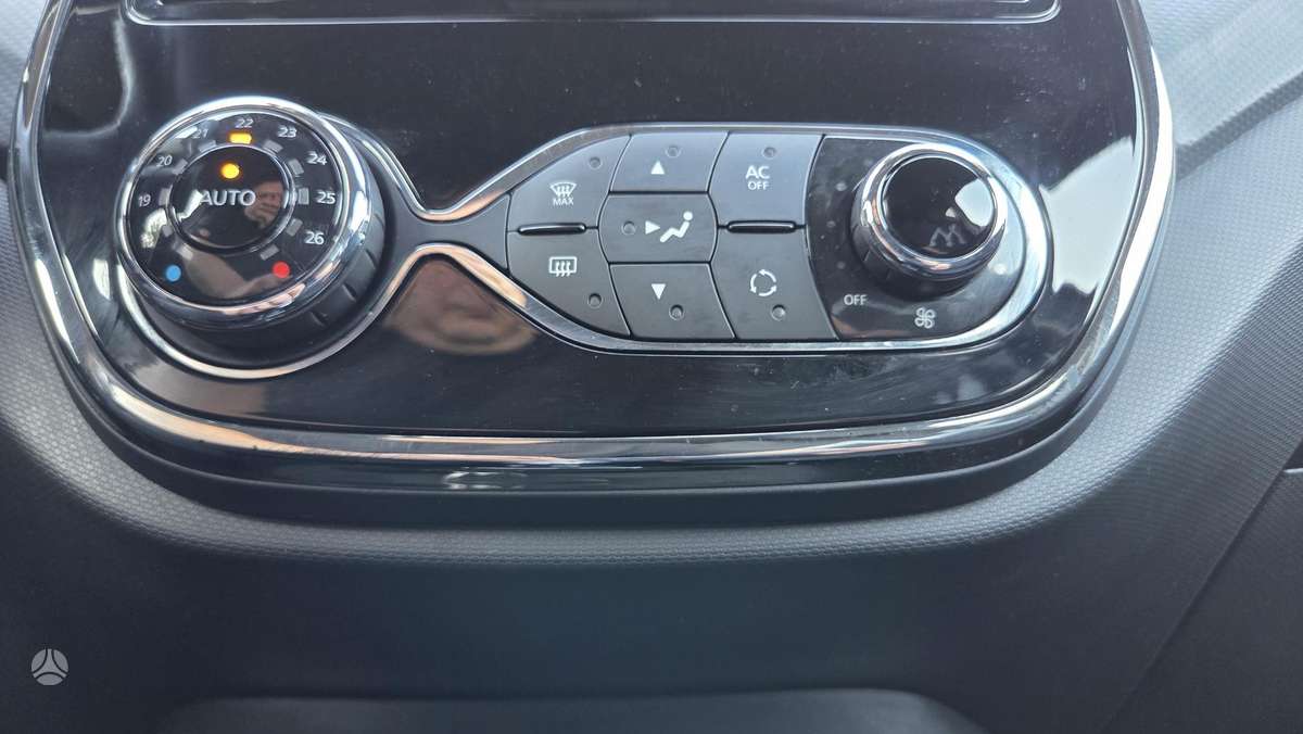 Renault Captur 2014 — photo 32