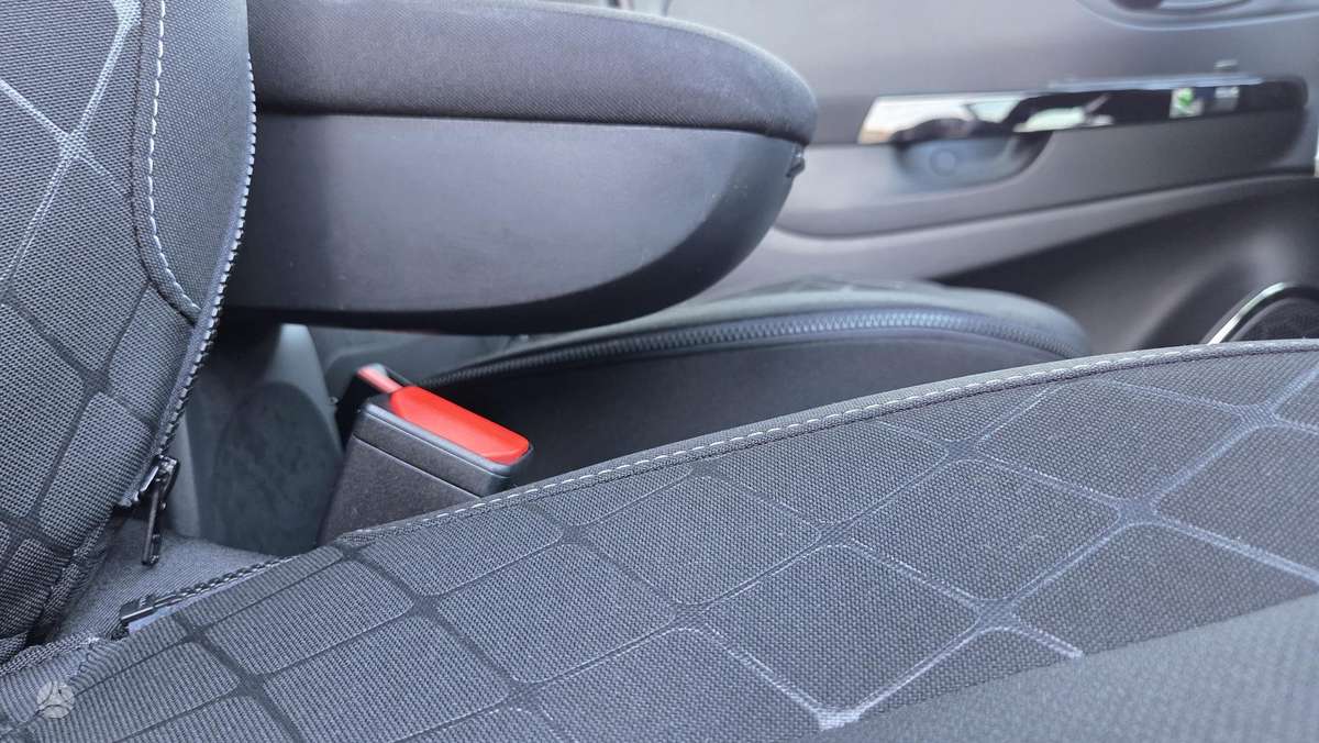 Renault Captur 2014 — photo 48