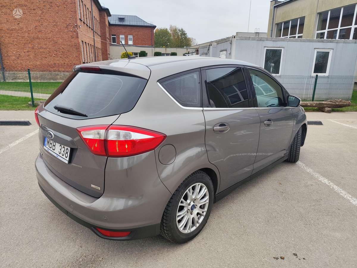 Ford C-MAX 2012 — photo 6
