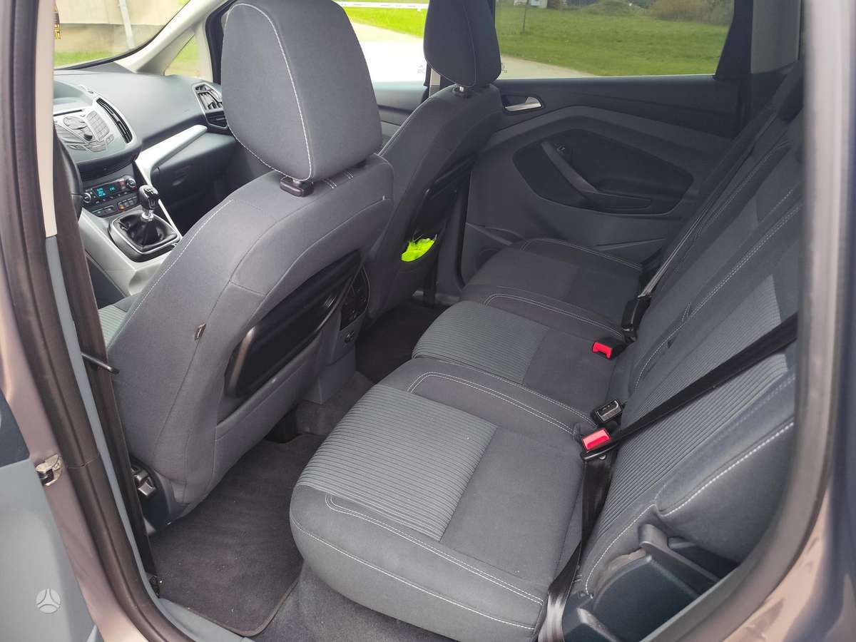 Ford C-MAX 2012 — photo 8