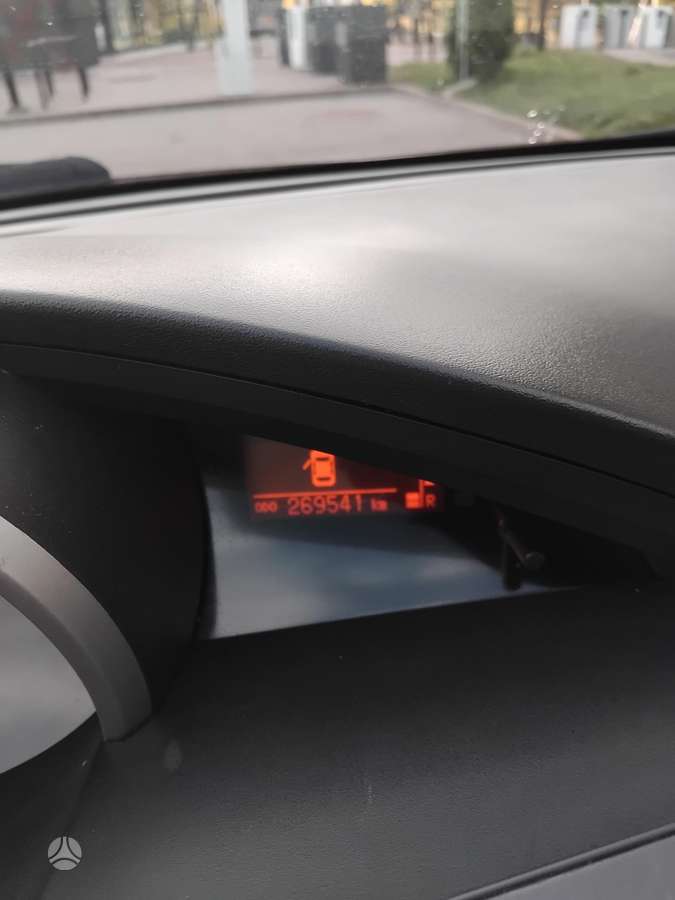 Toyota Verso 2012 — photo 8