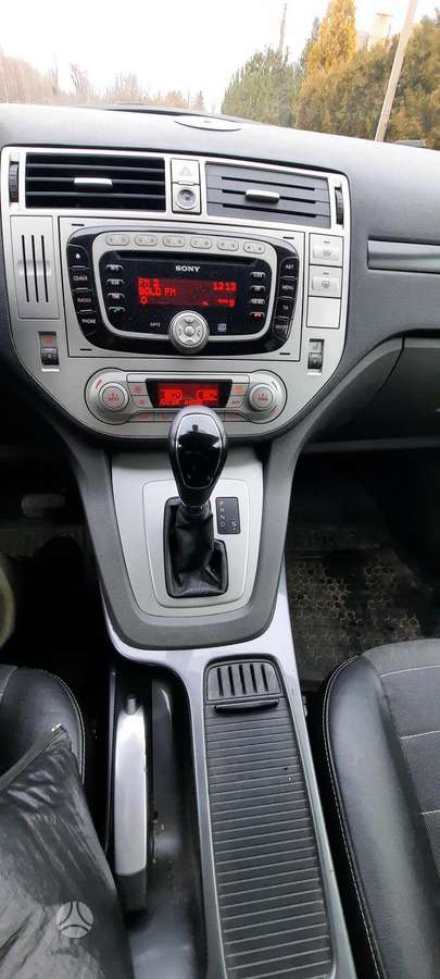 Ford Kuga 2011 — photo 7