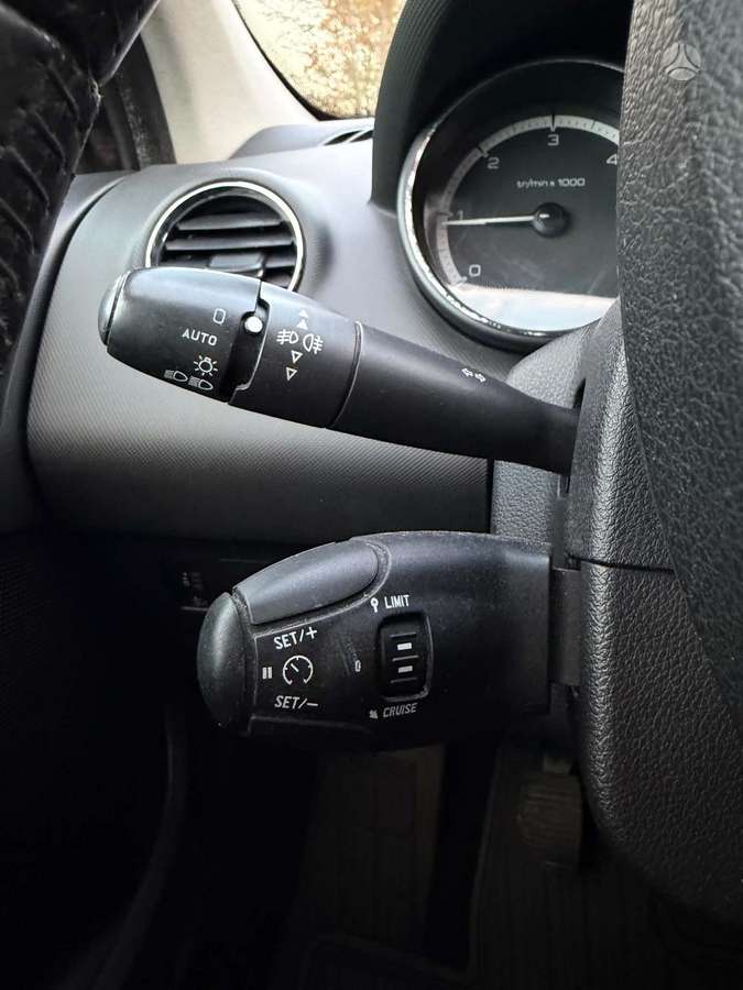 Peugeot 308 2009 — photo 19