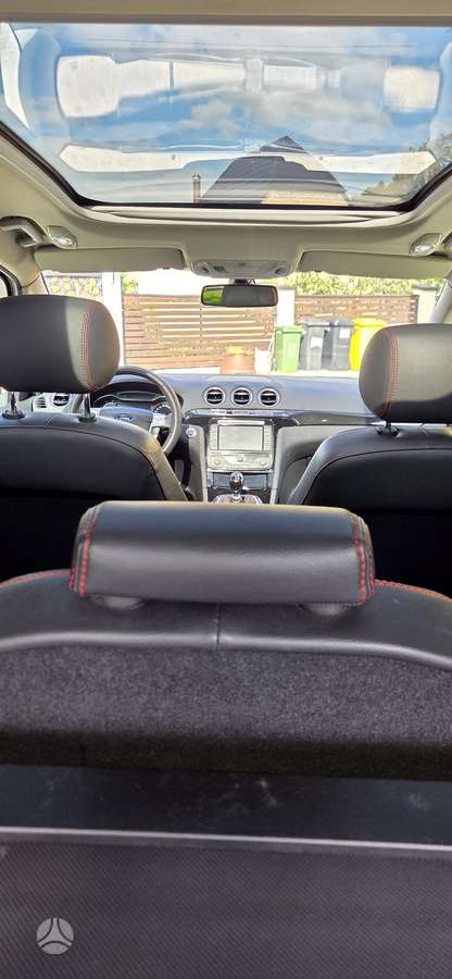 Ford S-MAX 2010 — photo 15