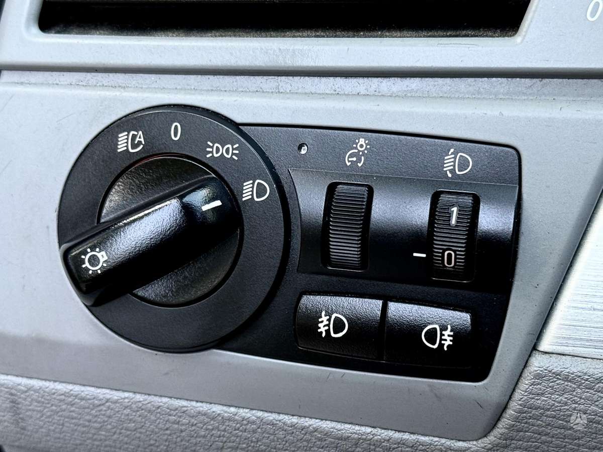 BMW X3 2008 — photo 11