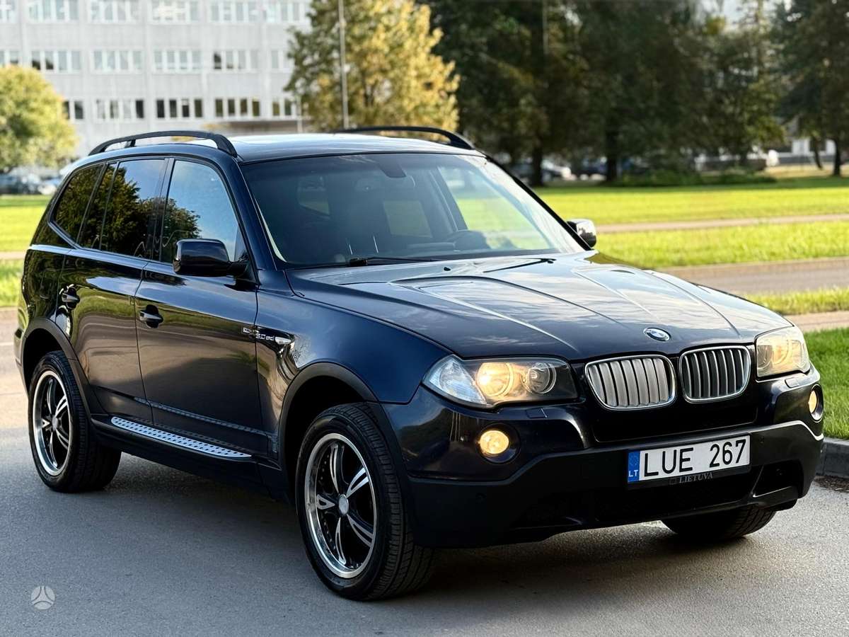 BMW X3 2008 — rear view