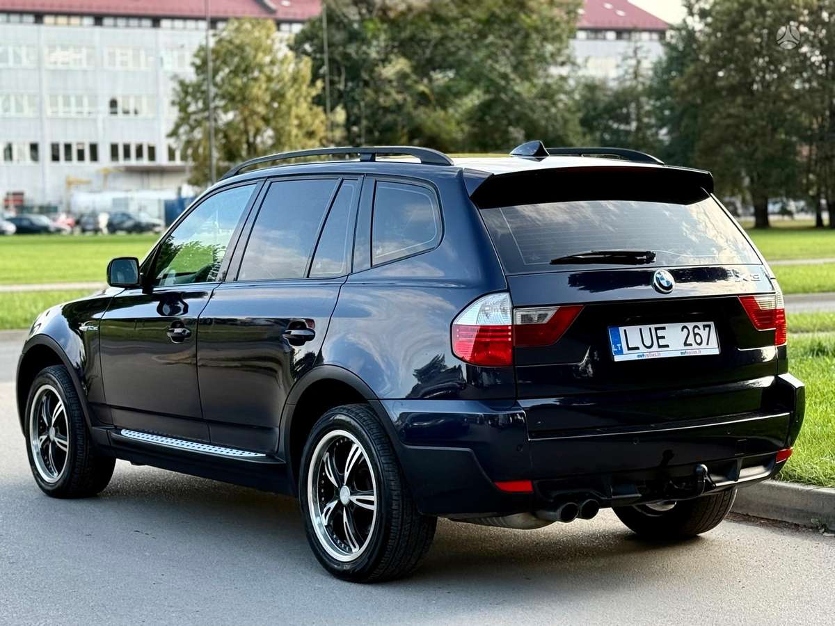 BMW X3 2008 — interior