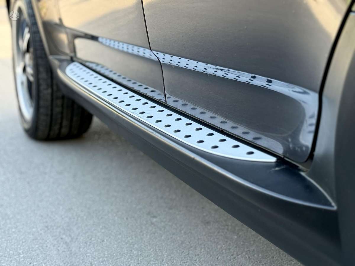 BMW X3 2008 — photo 9