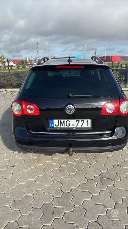 Volkswagen Passat 2008 — вигляд ззаду