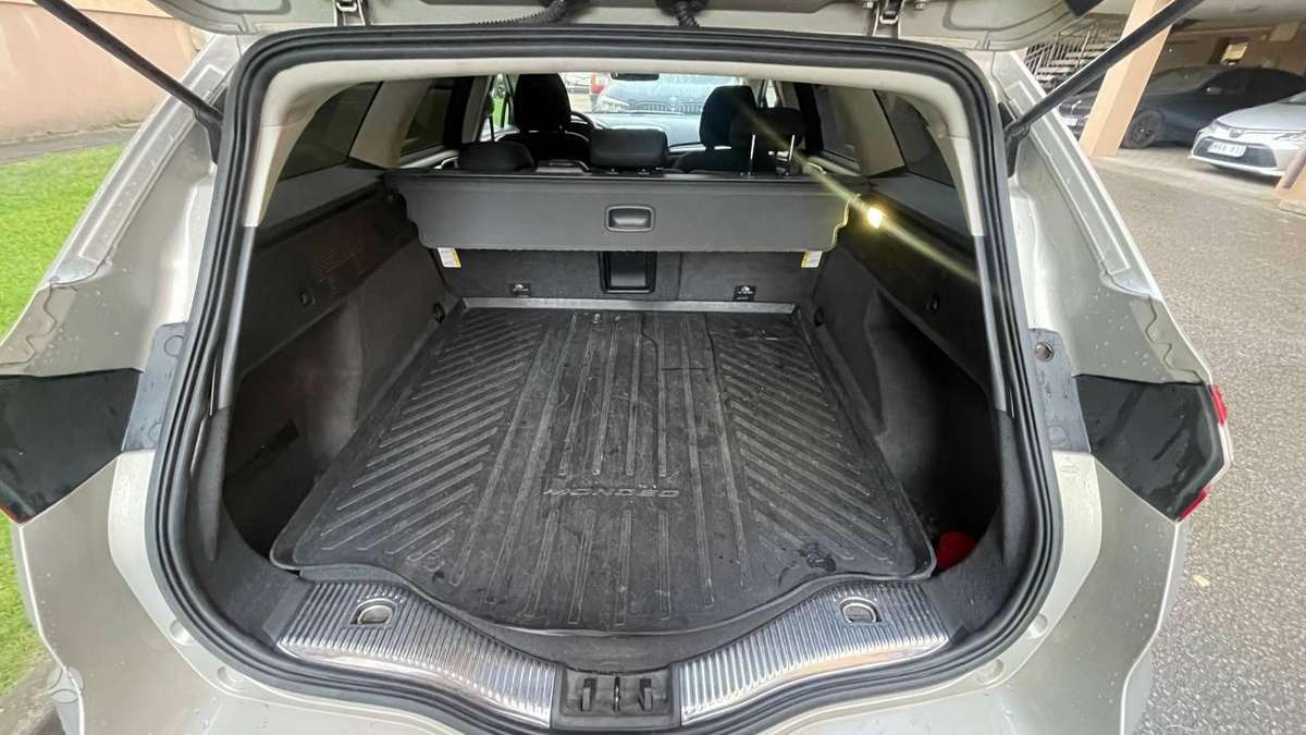 Ford Mondeo 2015 — photo 13