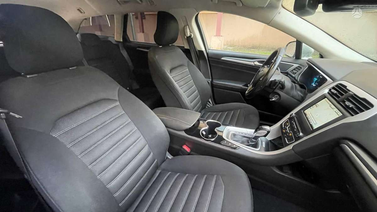 Ford Mondeo 2015 — photo 14