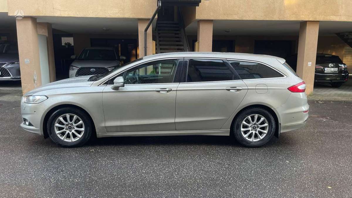 Ford Mondeo 2015 — photo 8