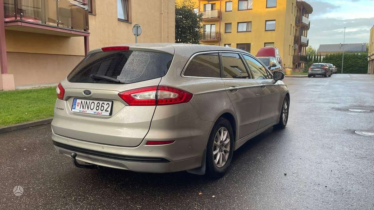 Ford Mondeo 2015 — photo 9