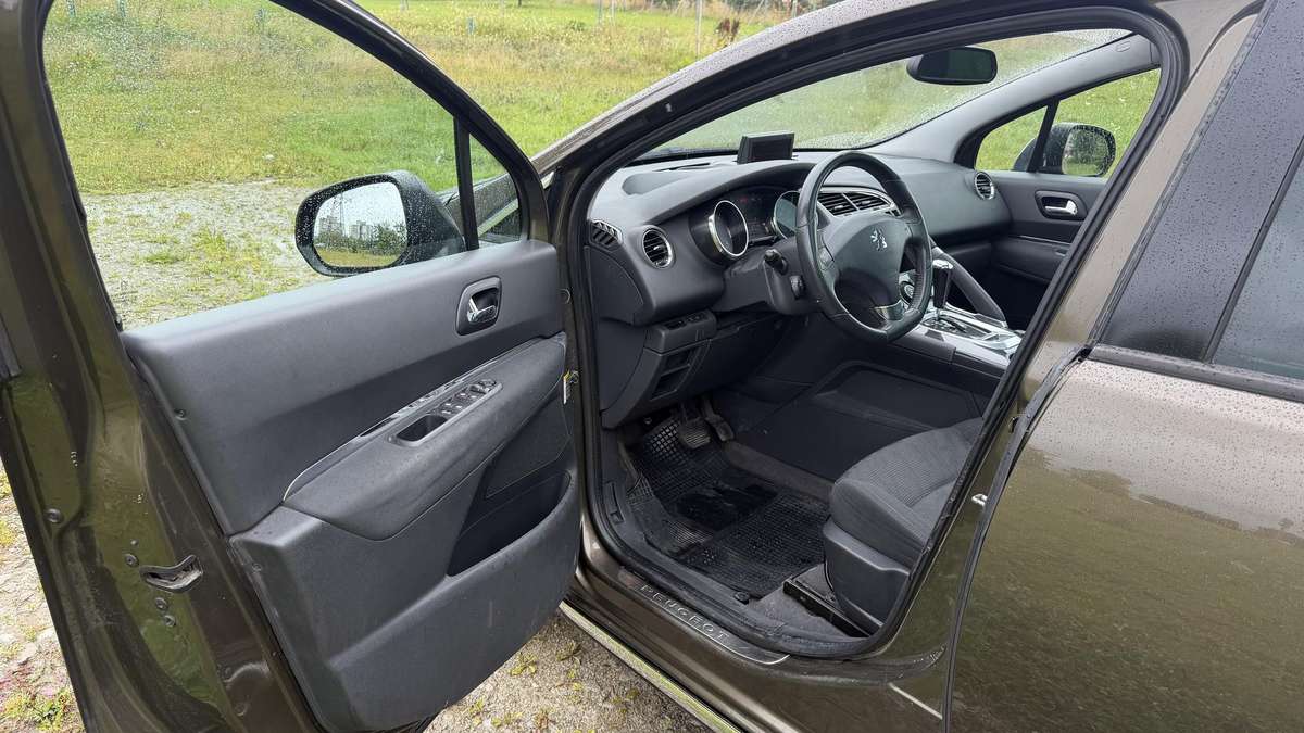 Peugeot 3008 2012 — photo 11