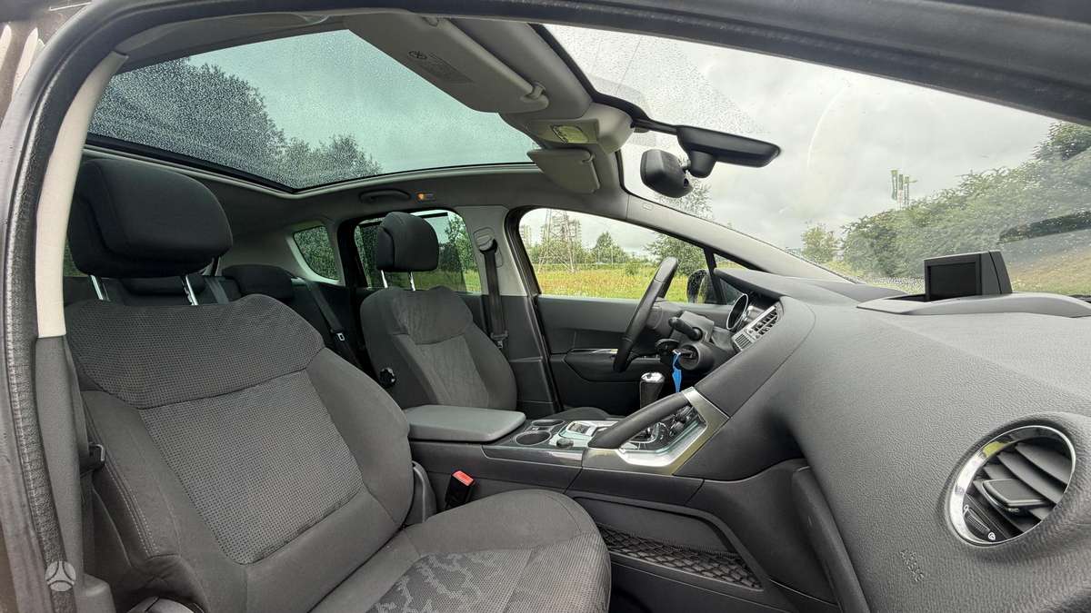 Peugeot 3008 2012 — photo 17