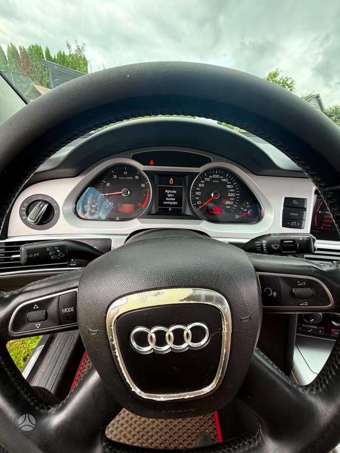 Audi A6 2010 — фото 15