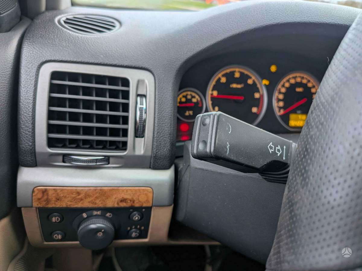 Opel Vectra 2007 — photo 10