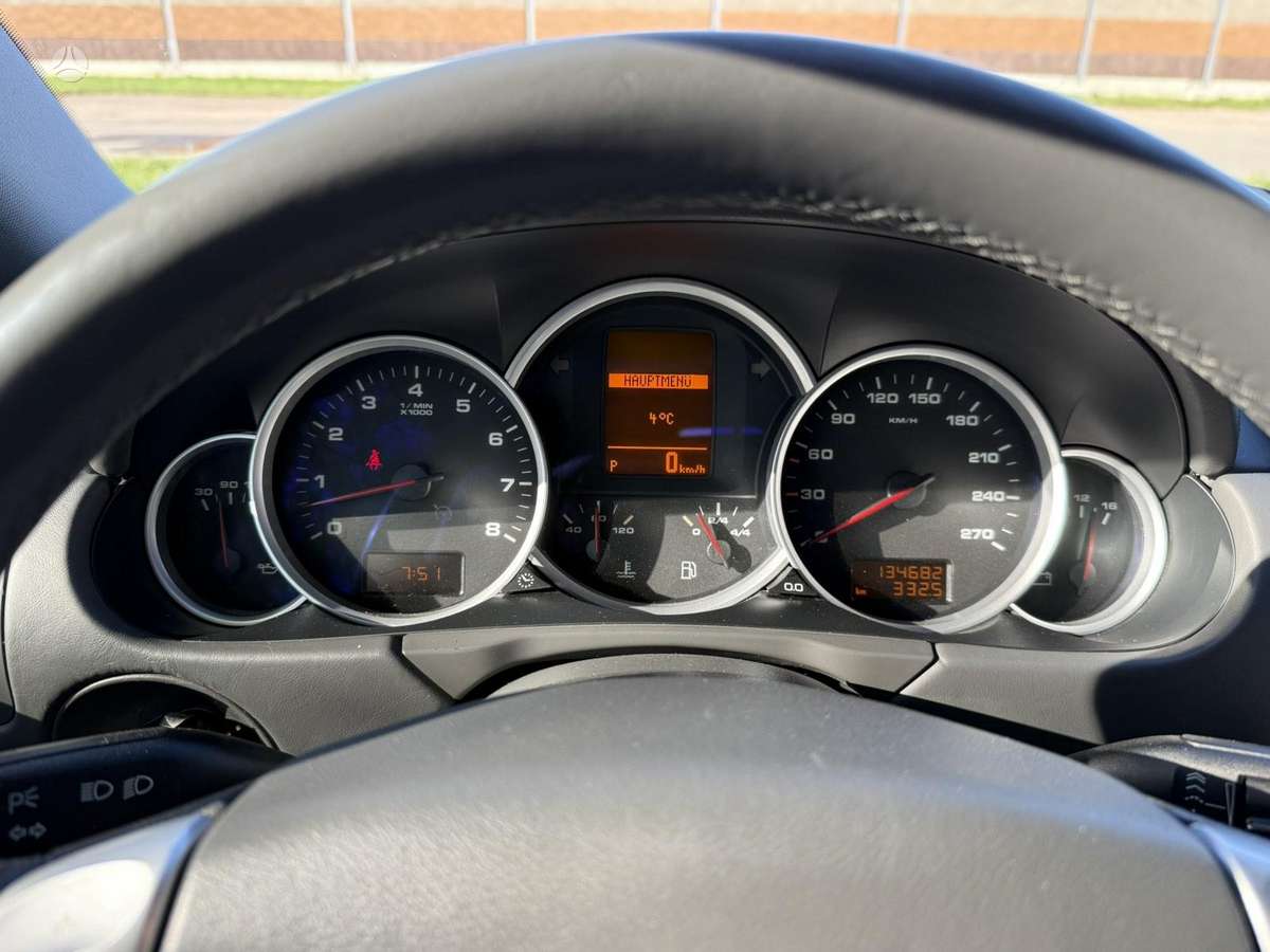Porsche Cayenne 2006 — photo 13