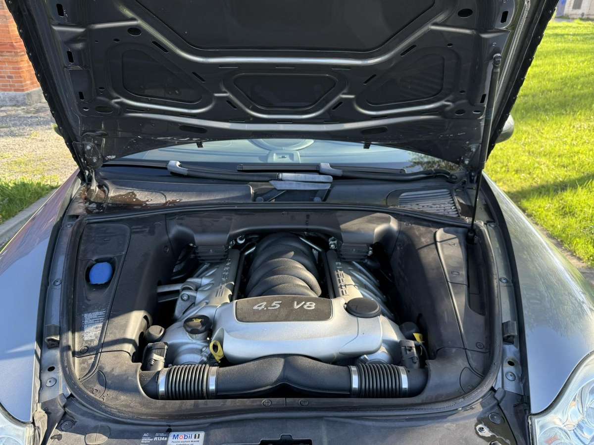 Porsche Cayenne 2006 — photo 14