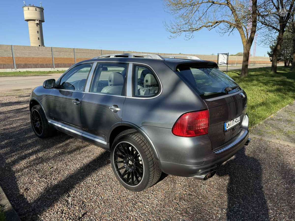 Porsche Cayenne 2006 — photo 6