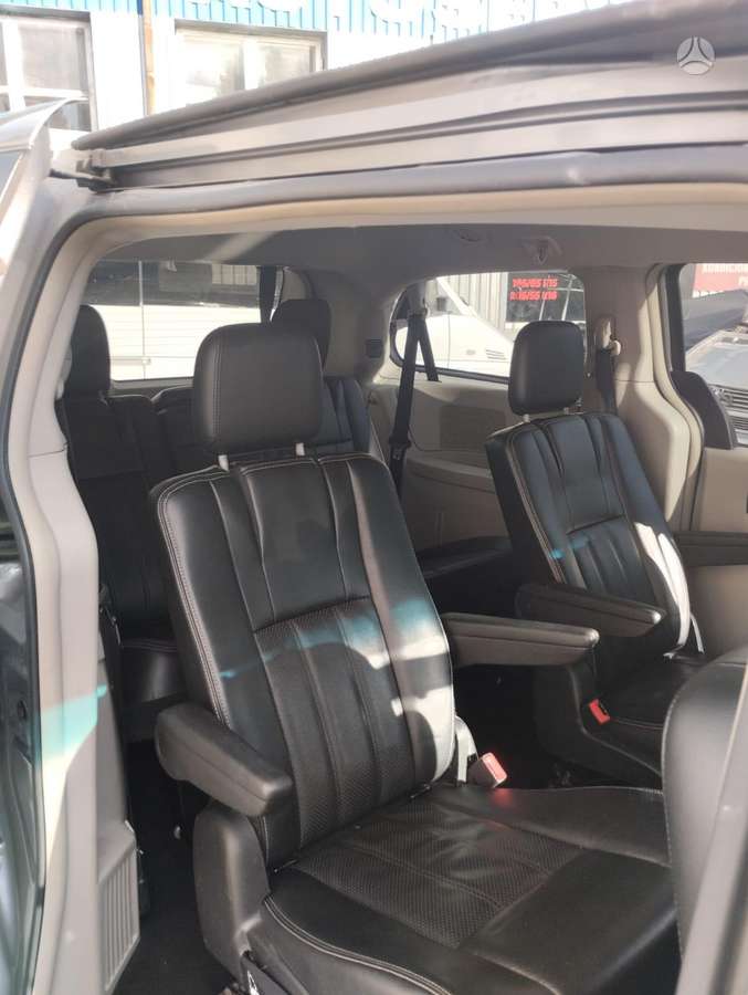 Chrysler Grand 2014 — photo 8