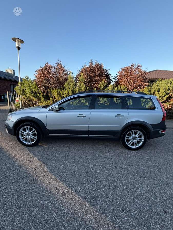 Volvo XC70 2010 — photo 5