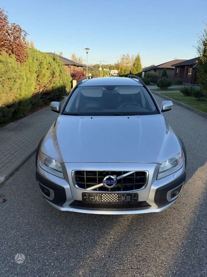 Volvo XC70 2010 — photo 6