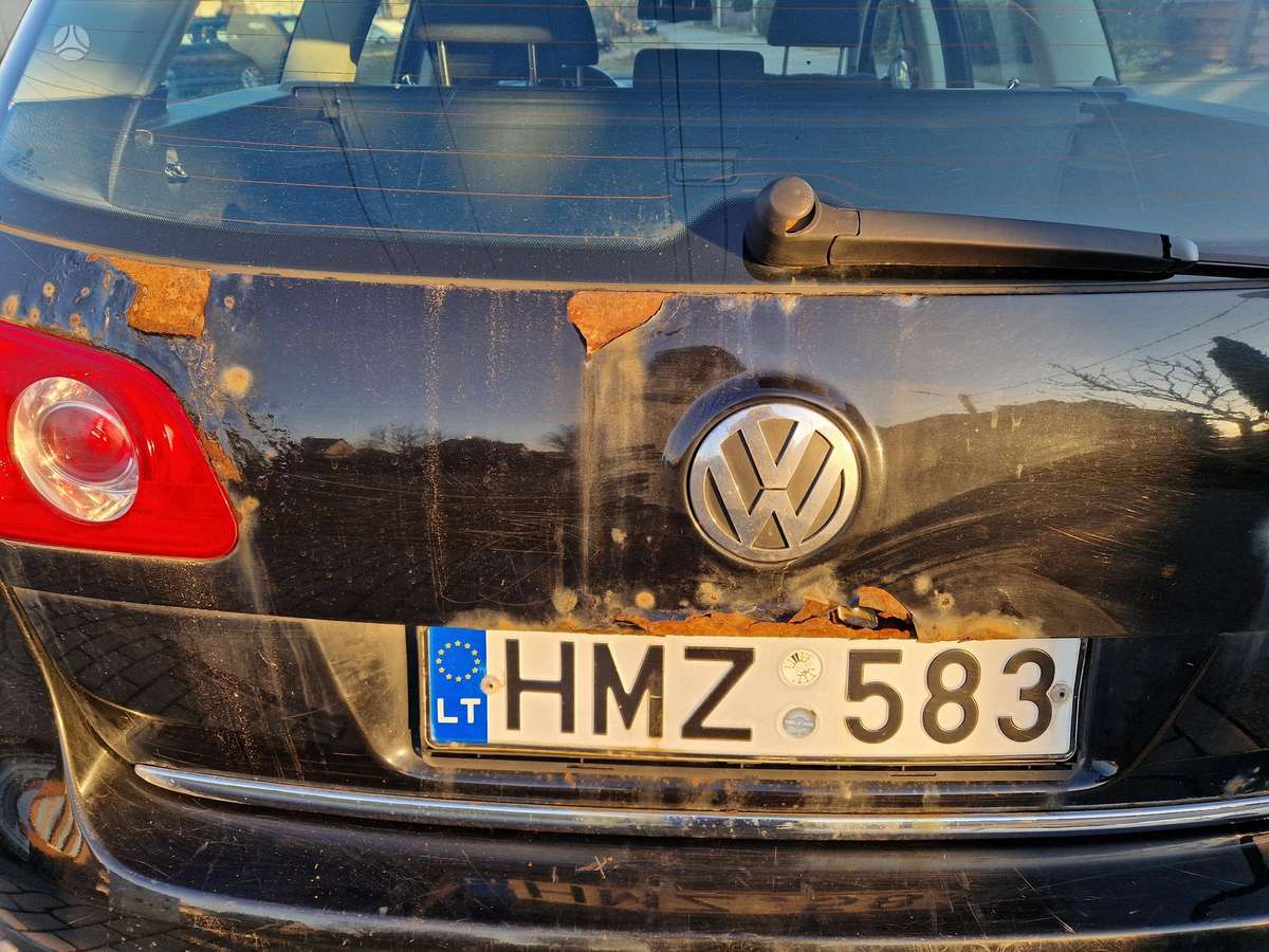 Volkswagen Passat 2010 — photo 25