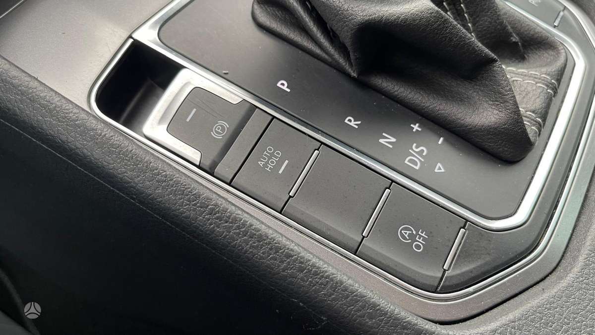 Volkswagen Golf 2015 — photo 25