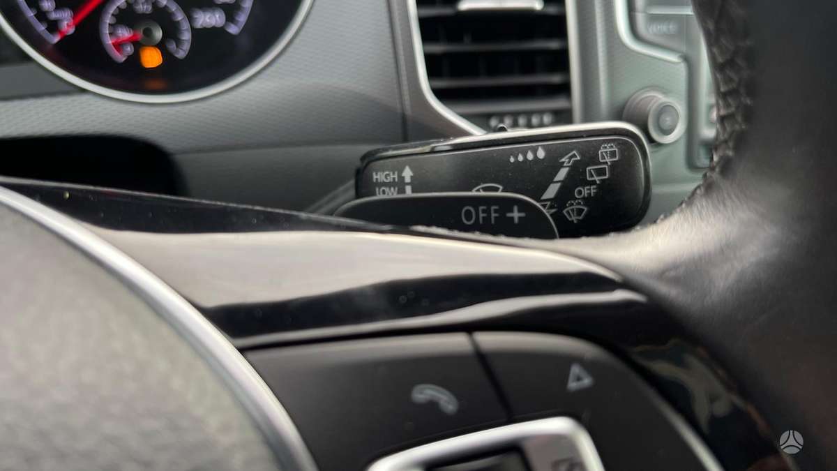 Volkswagen Golf 2015 — photo 30